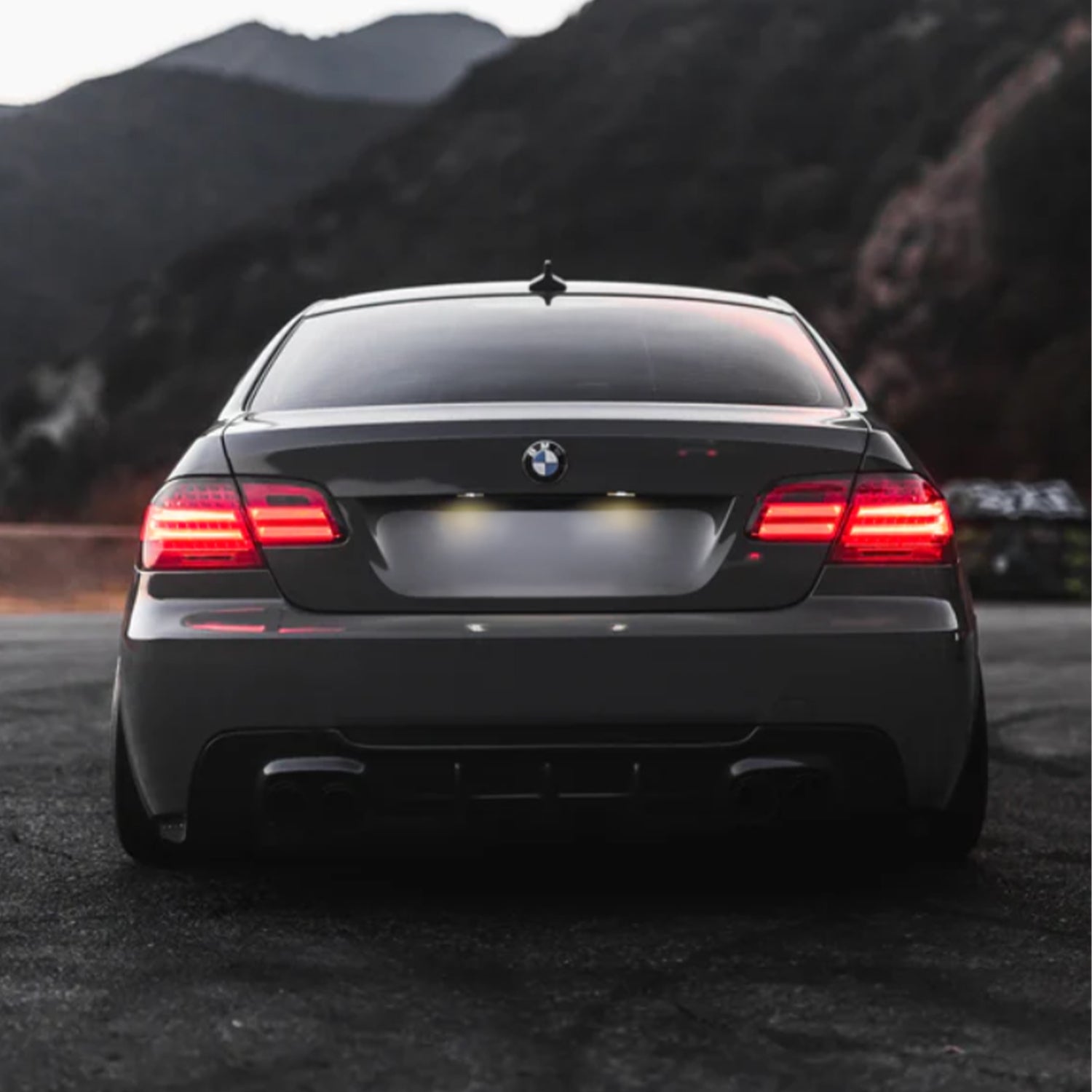 (Por Encomenda) Faróis Traseiros LED LCI Vermelho BMW Série 3 (E92/E93)